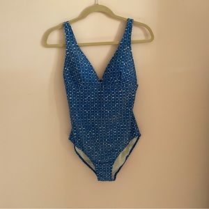 Vineyard Vines Blue Swimsuit Size M Excellent Condition!!
